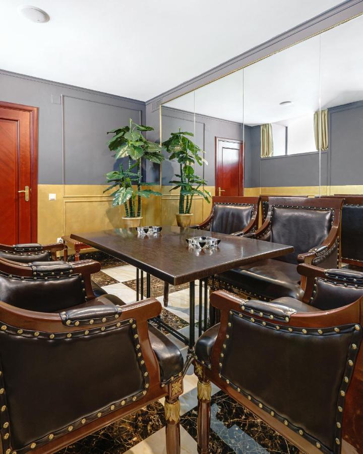 Golden Rooms Hotel Μόσχα Εξωτερικό φωτογραφία The boardroom of the club