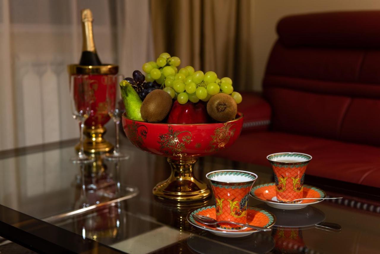 Golden Rooms Hotel Μόσχα Εξωτερικό φωτογραφία A fruit bowl